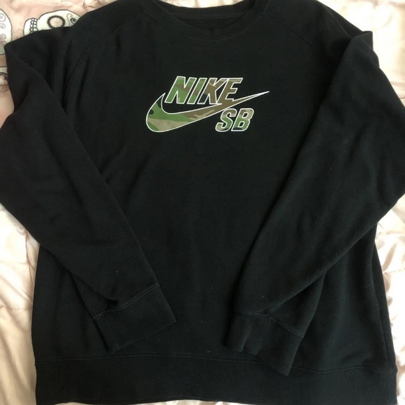 Nike crewneck - Picture 1 of 2